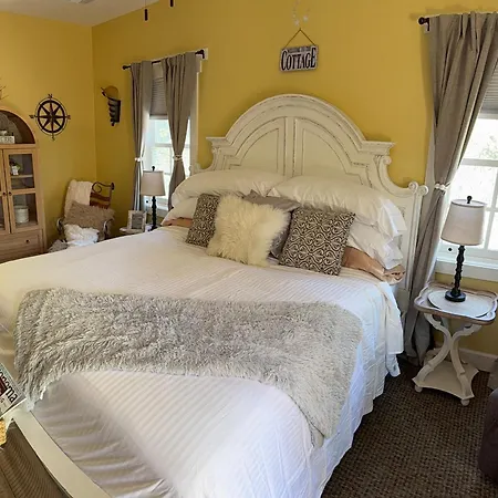 Glen Ellen Inn Secret Cottages-2